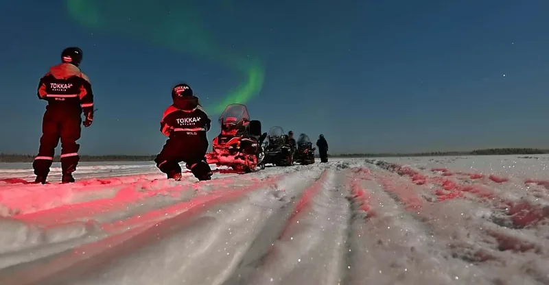 Northern Lights Snowmobile Safari — snowmobile tour in Levi