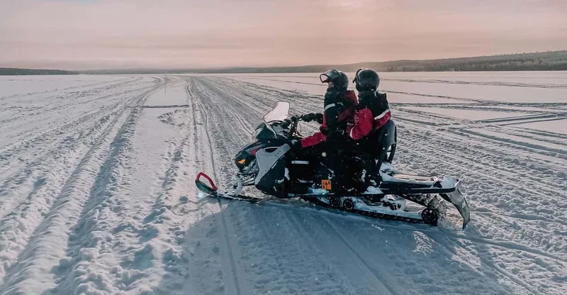 Snowmobile Sprint Safari — snowmobile tour in Rovaniemi